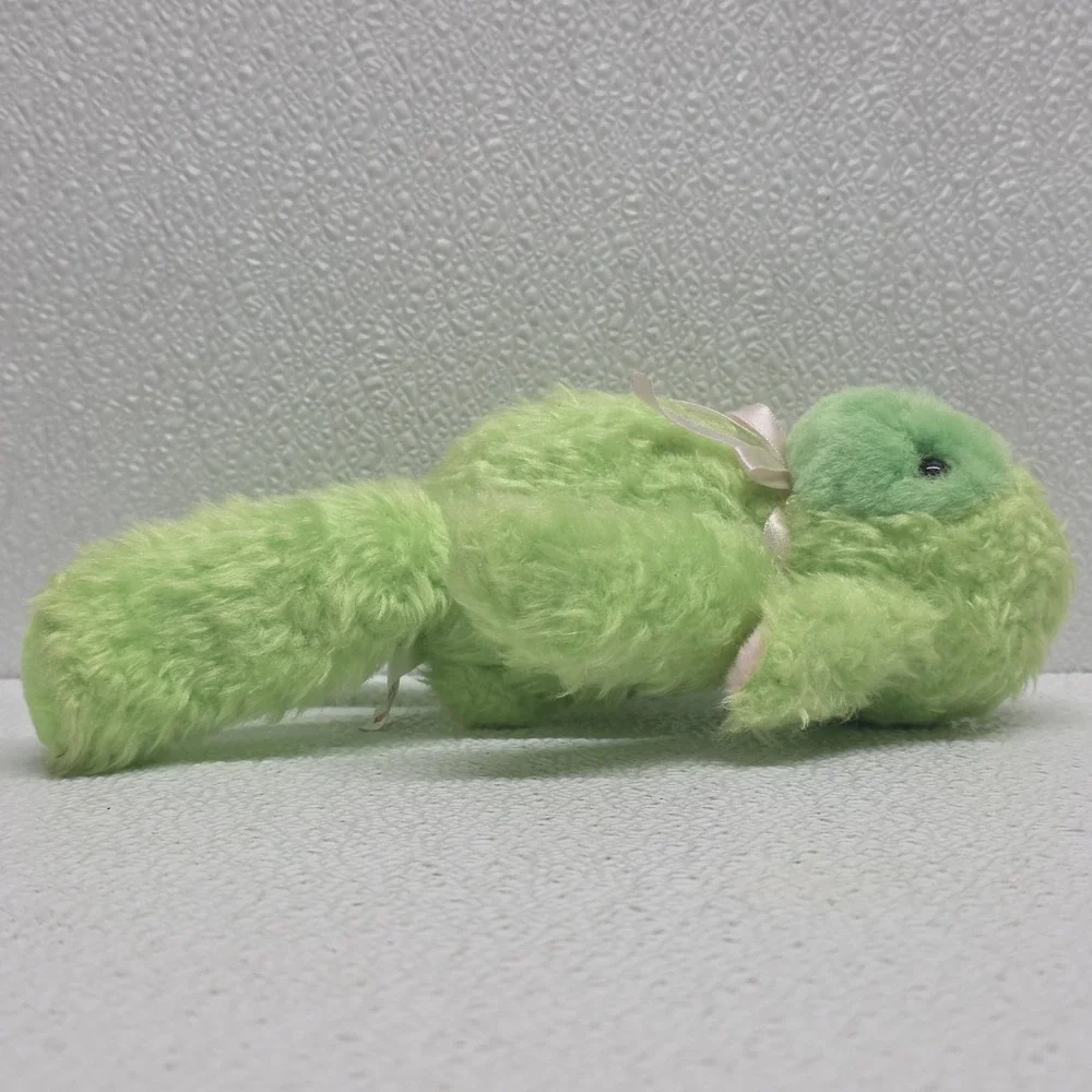 Vintage Commonwealth Green Lamb Sheep Pink Ears & Ribbon 9